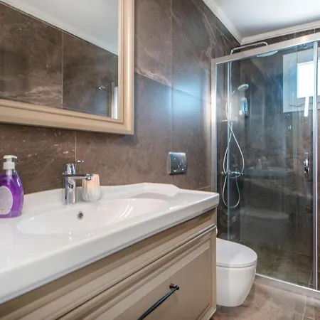 Hotel W Pool Garden Patio 1 Min To In Bodrum 4*