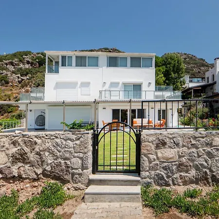 W Pool Garden Patio 1 Min To In Bodrum 4* Yalıkavak